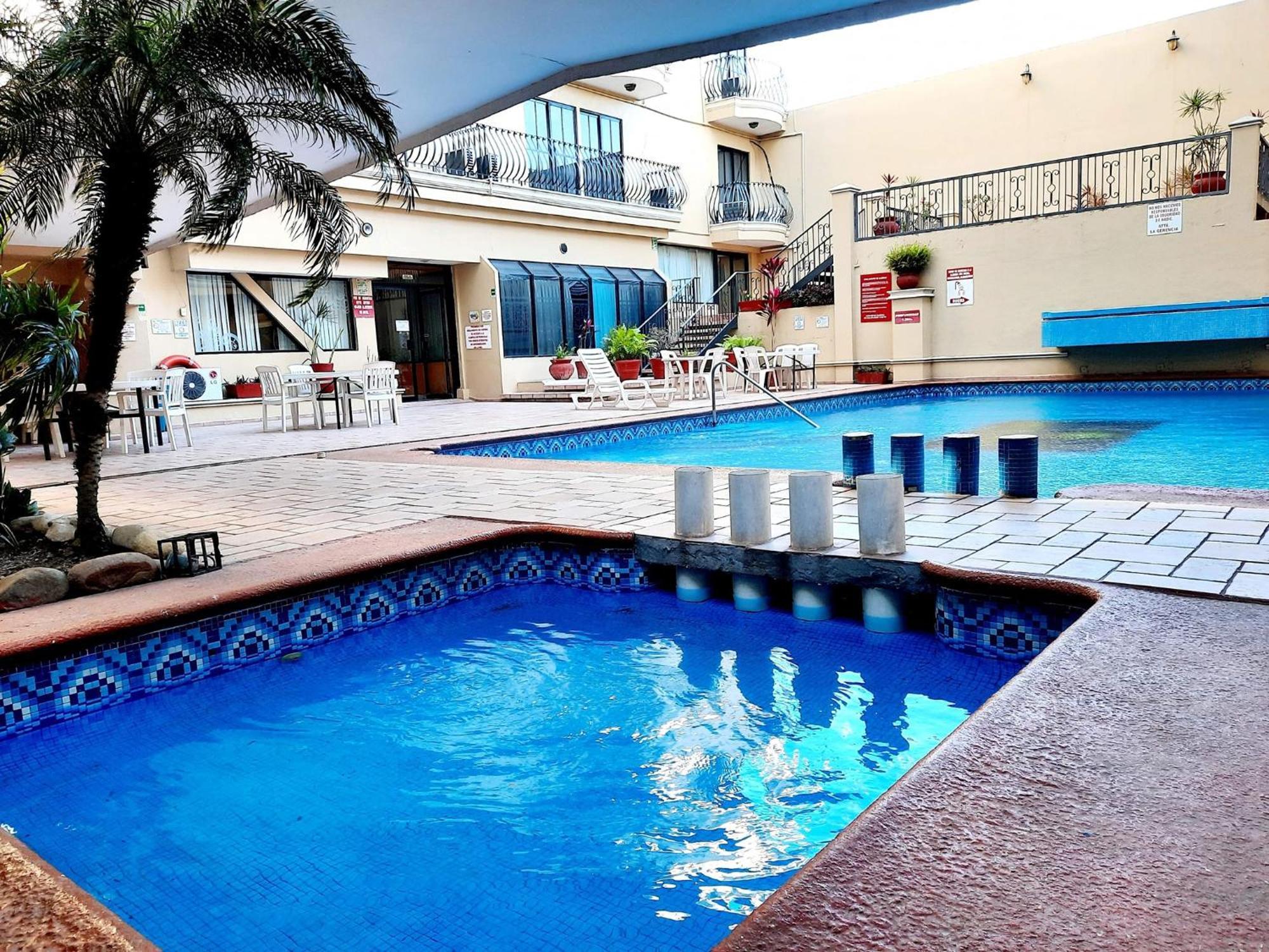 Grand Royal Tampico Hotel Exterior foto