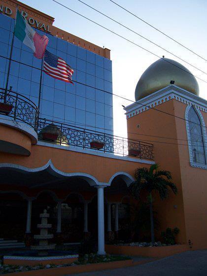 Grand Royal Tampico Hotel Exterior foto